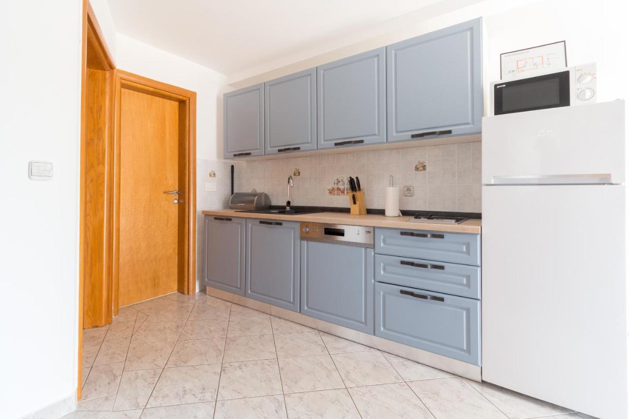 Kristi apartment complex Privlaka  Extérieur photo